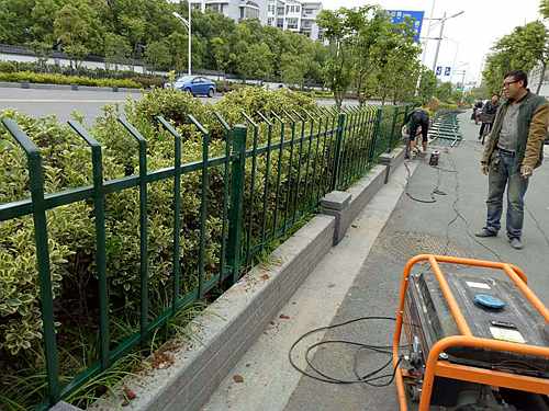 綠化帶護(hù)欄